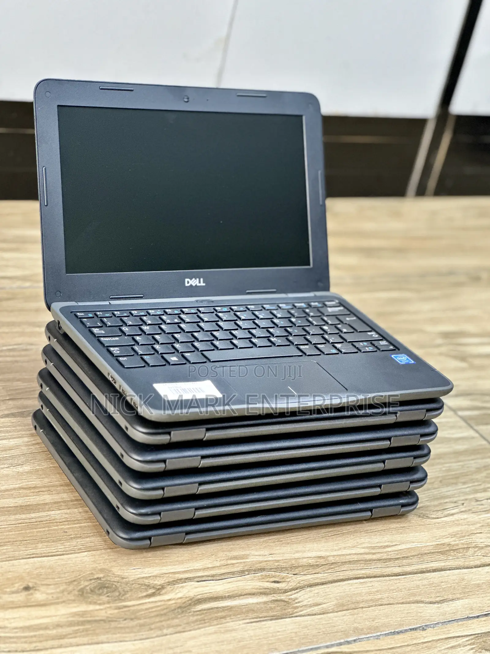 Laptop Dell Latitude 11 3190 4GB Intel Pentium SSD 60GB