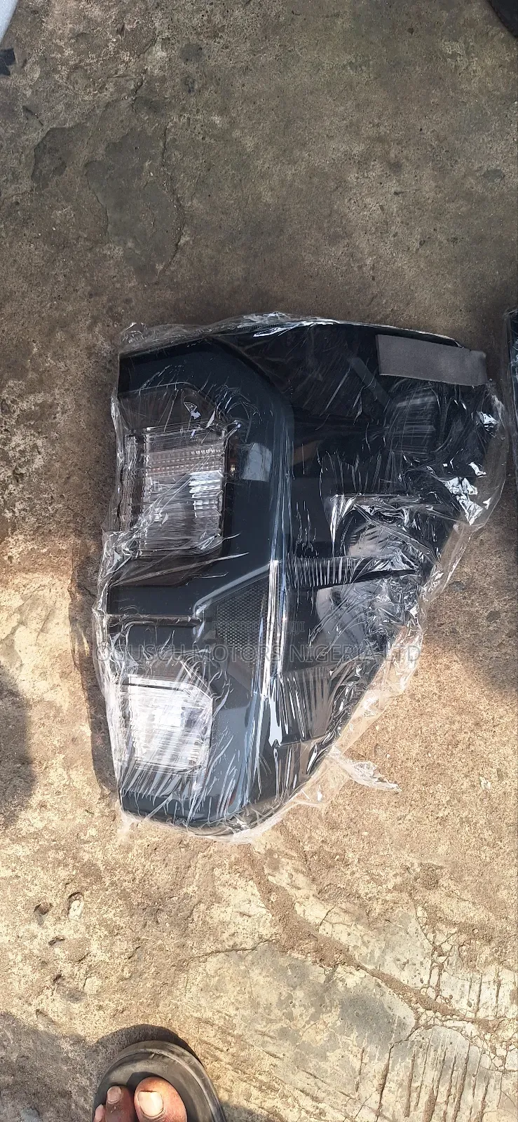 Set Back Light Hilux 2020-2021-2022 Black