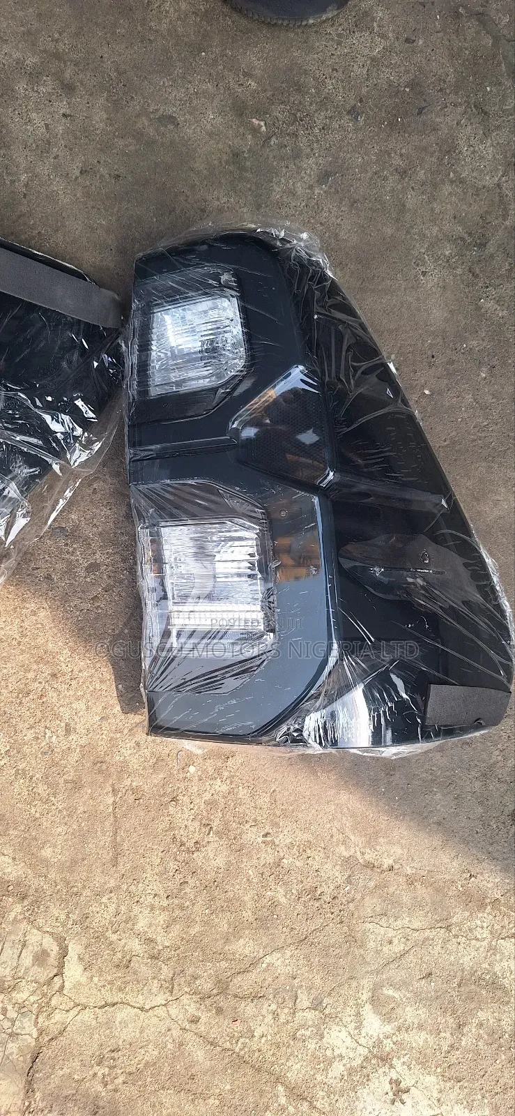 Set Back Light Hilux 2020-2021-2022 Black