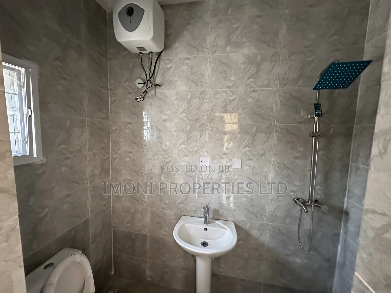 2bdrm Block of Flats in Fo1, Kubwa for rent