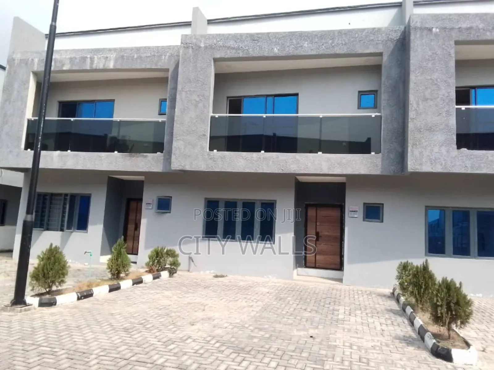 2bdrm Townhouse / Terrace in Landmark Estate, Ogombo for rent