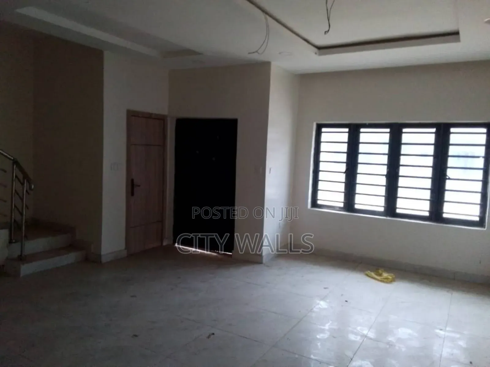 2bdrm Townhouse / Terrace in Landmark Estate, Ogombo for rent
