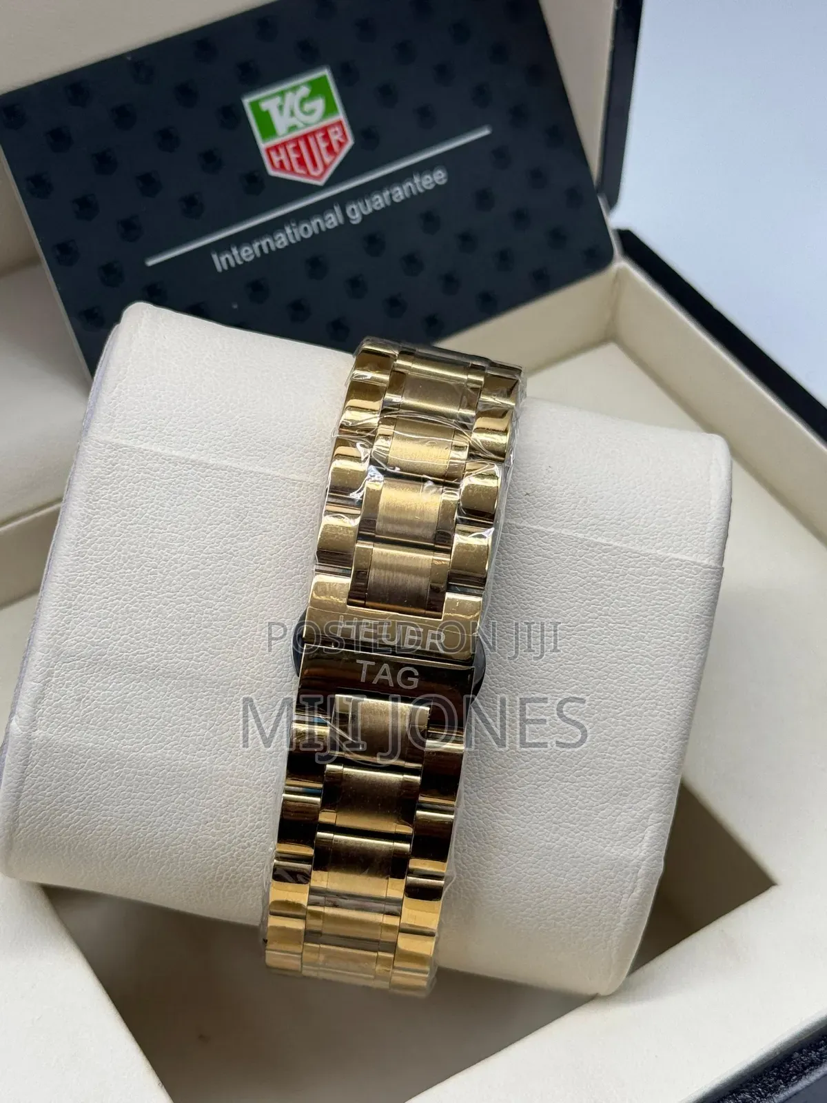 *Tagheuer Carrera Mid Grade Chronograph Chain