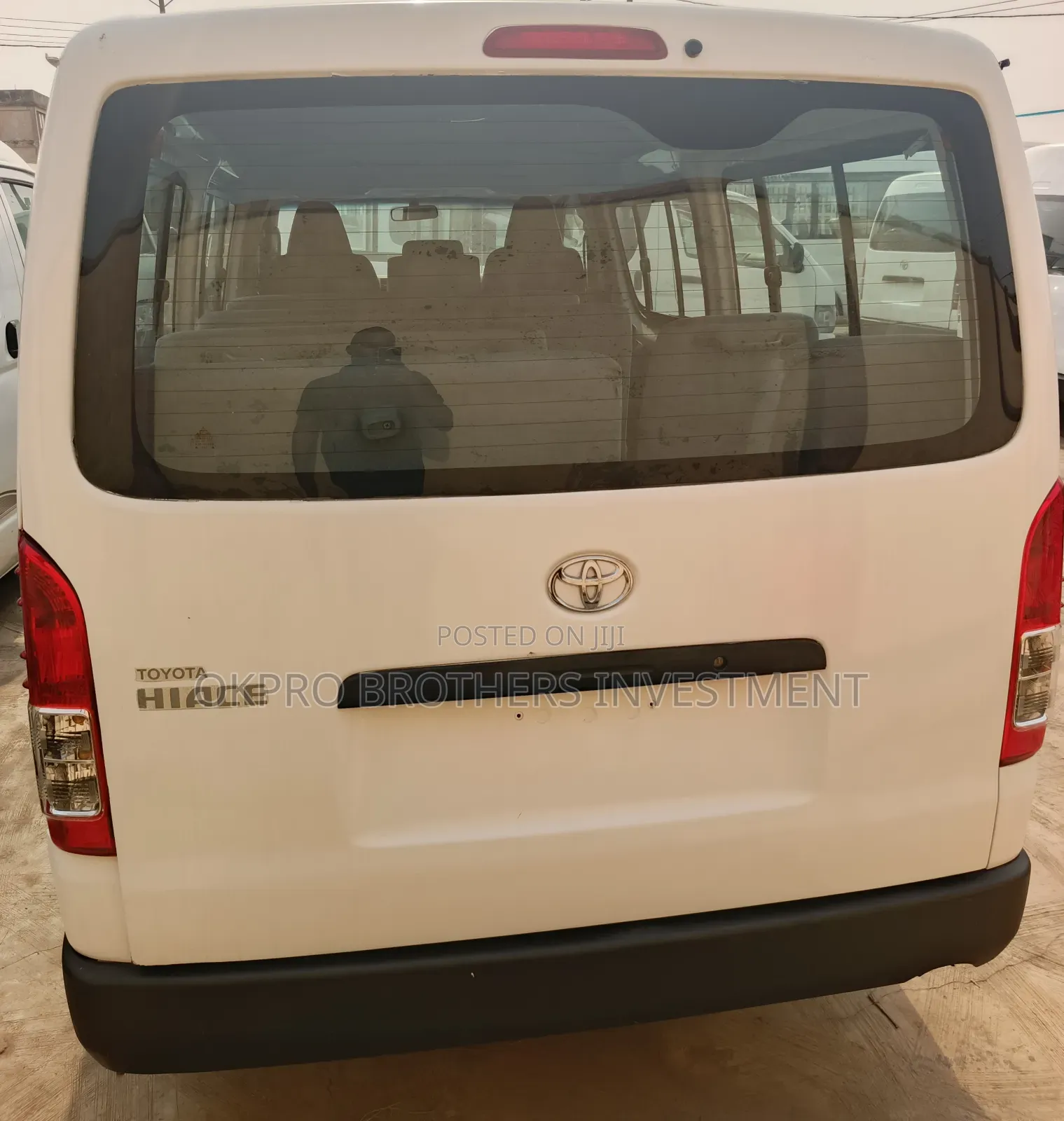 Toyota HiAce 2008 White
