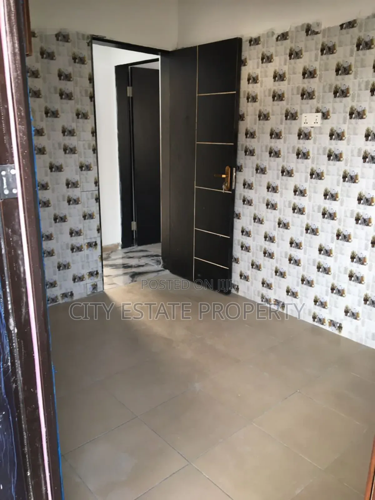 Furnished 2bdrm Block of Flats in Farm Road, Port-Harcourt for rent
