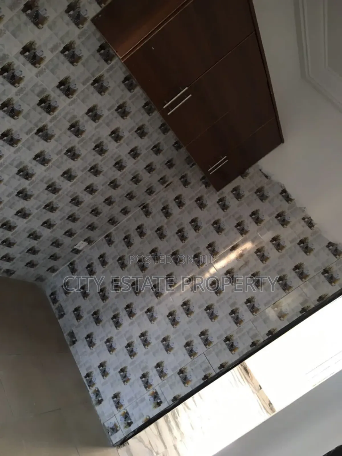 Furnished 2bdrm Block of Flats in Farm Road, Port-Harcourt for rent