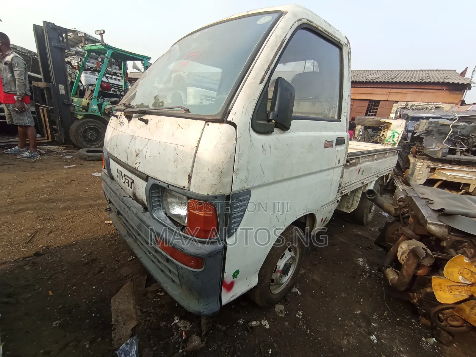 Old Model Daihatsu Hijet Truck 2007 White