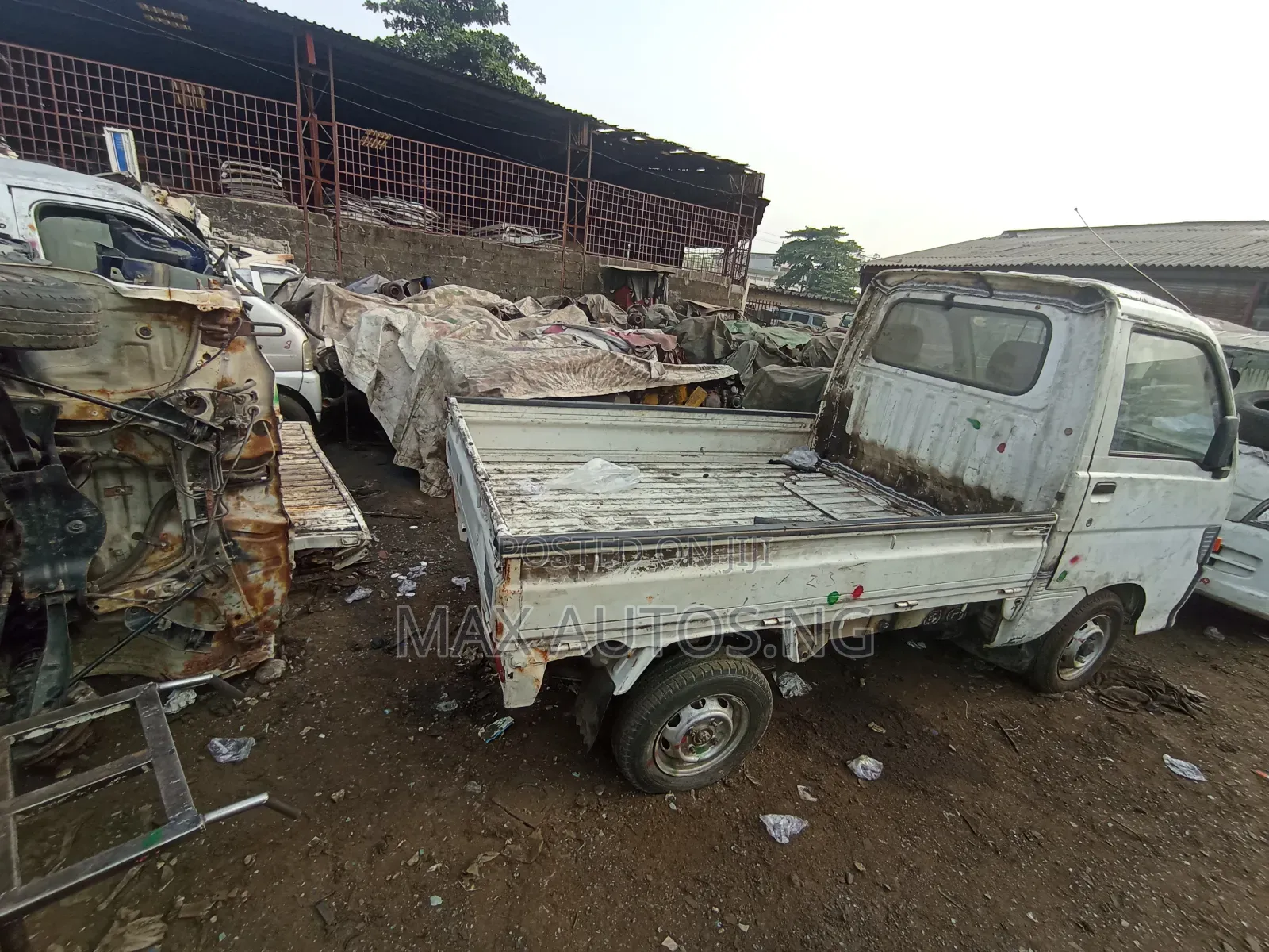 Old Model Daihatsu Hijet Truck 2007 White