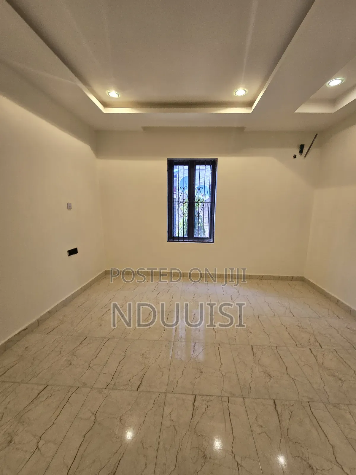 4bdrm Duplex in Life Camp for sale