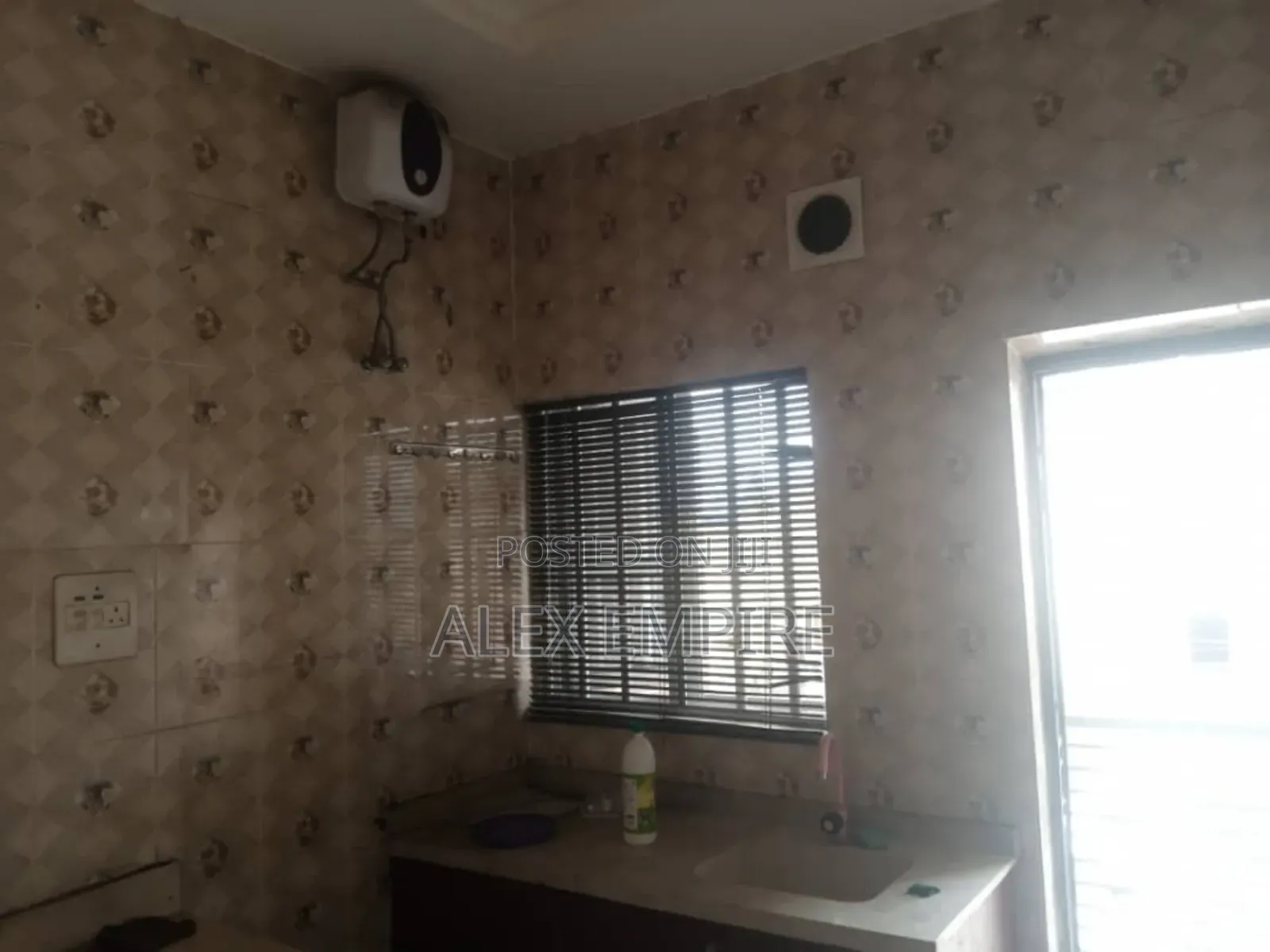 2bdrm Apartment in Amuwo-Odofin for rent