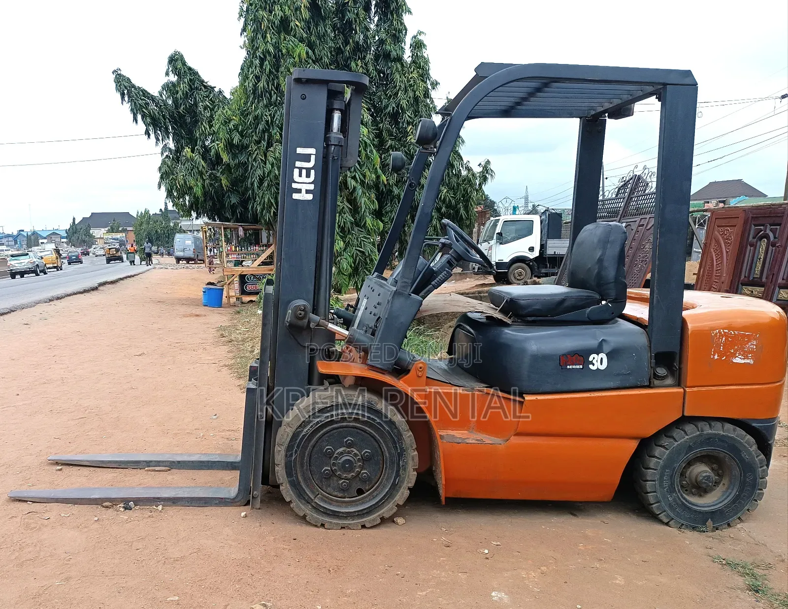 Forklifts Available for Lifting Your Goods