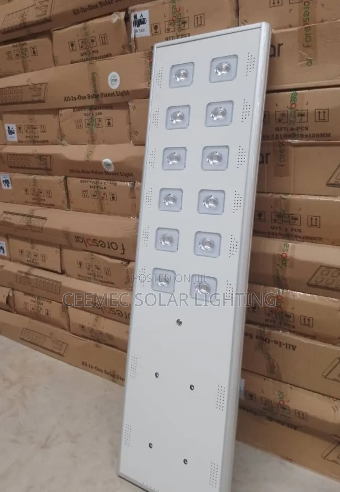 High Capacity Industrial Solar Street-Light 12-Eye