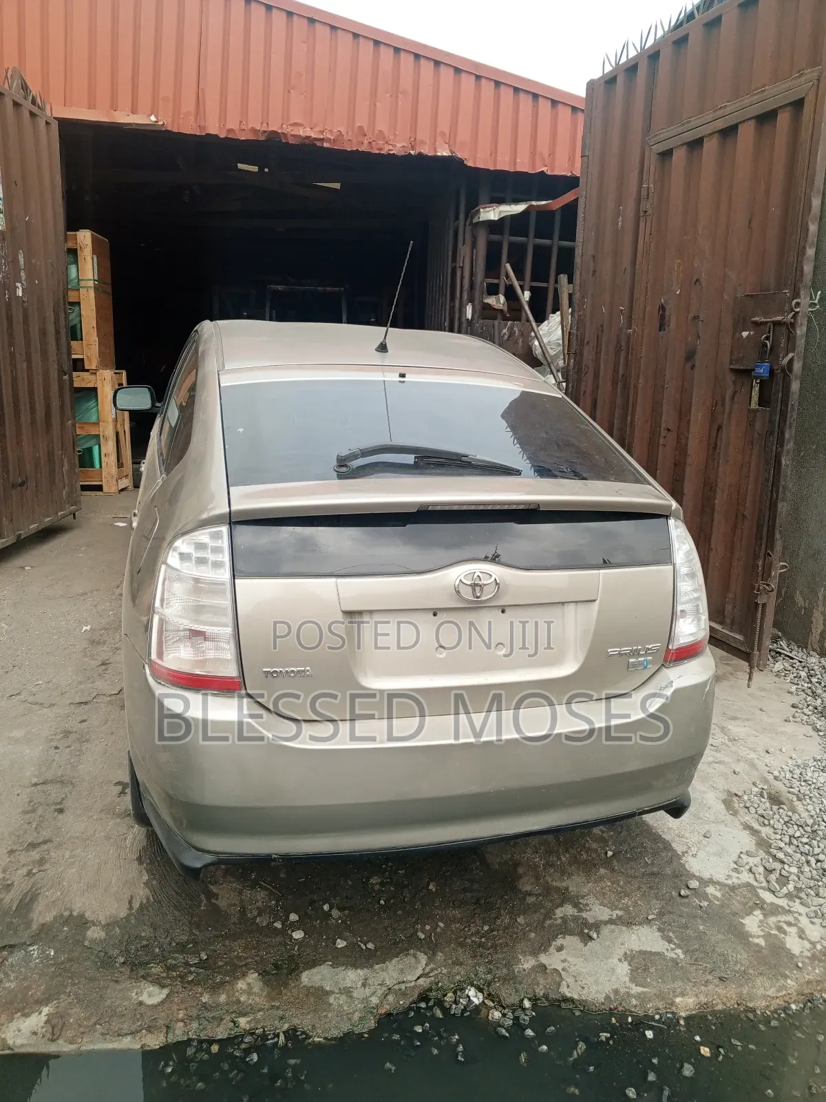 Toyota Prius 2010 Front And Back Windscreen