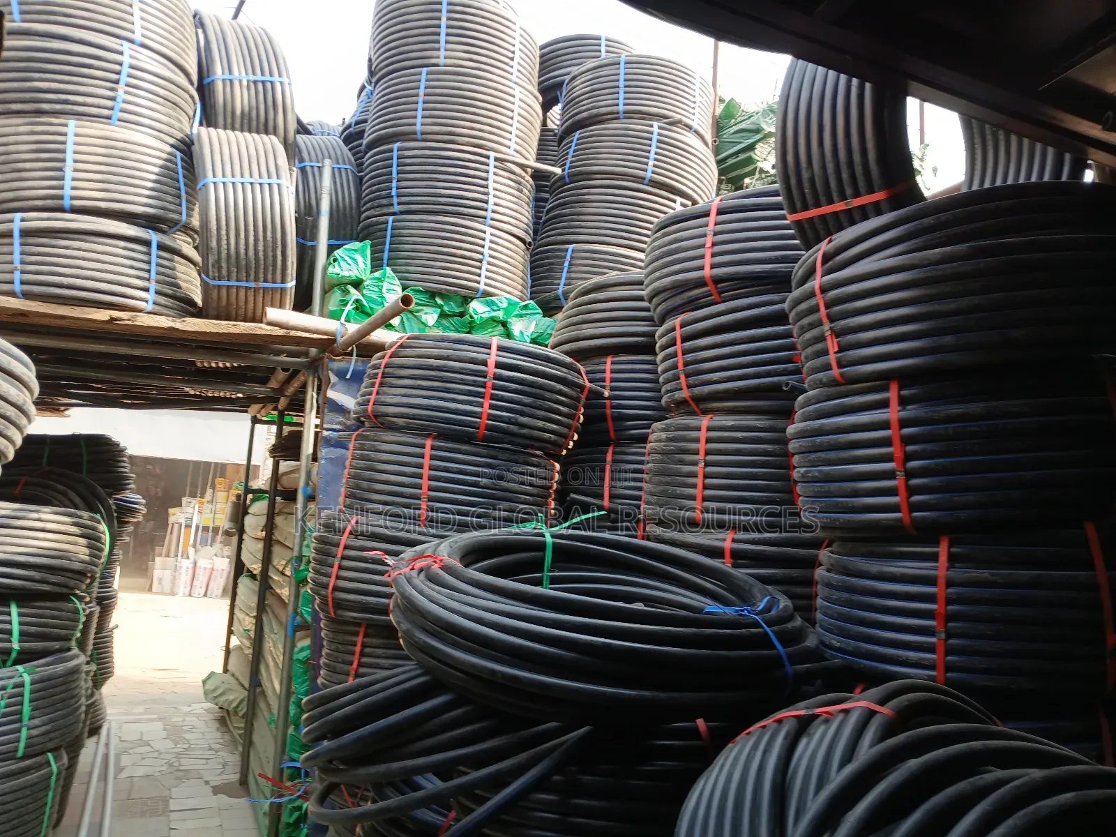 Hdpe (Pe) Pipes All Available From 20mm to 160mm