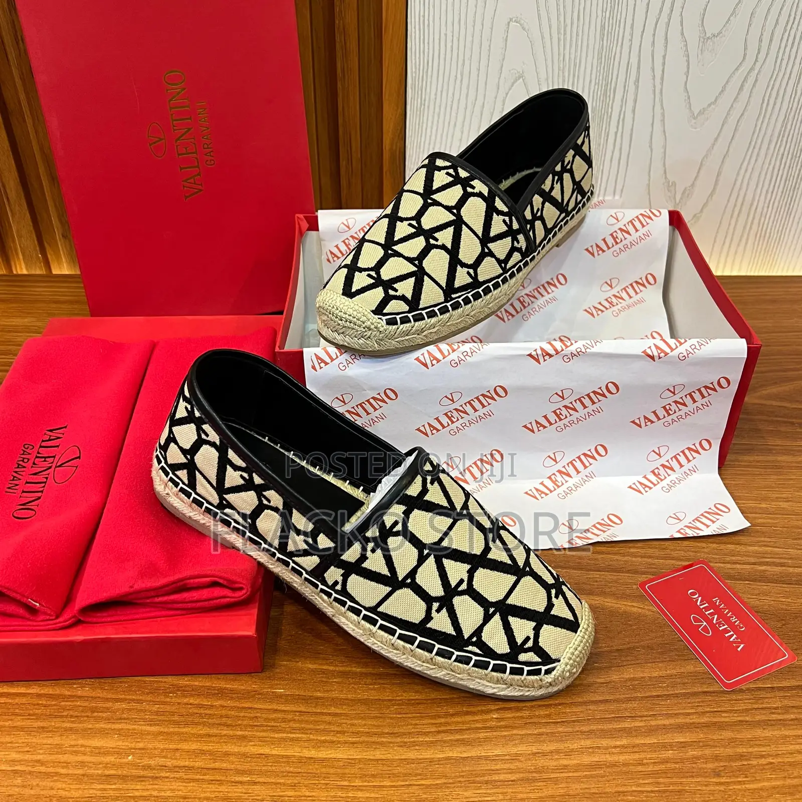 Original Valentino Garavani Espadrilles Casual Shoes
