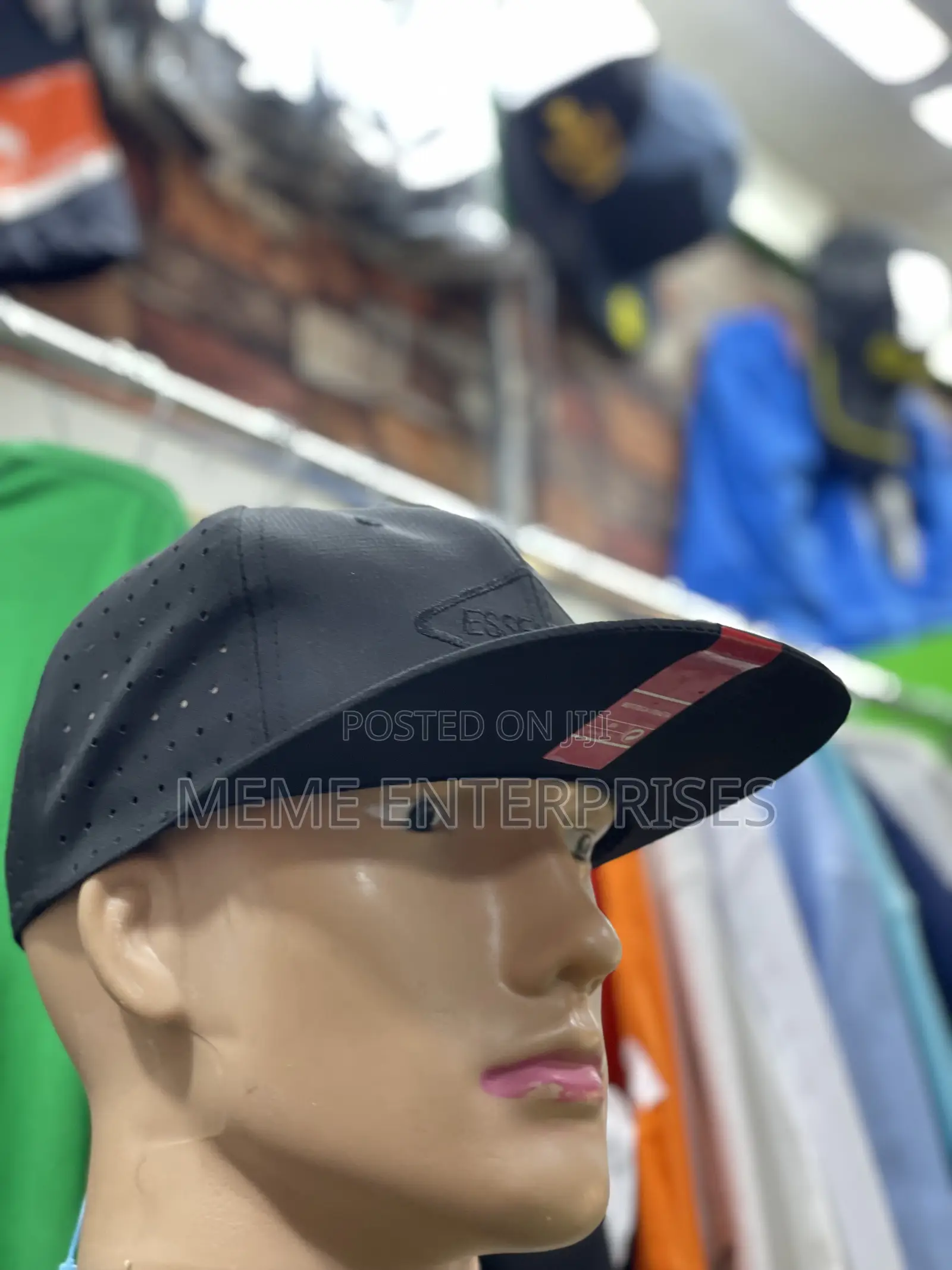 Black Snap Back