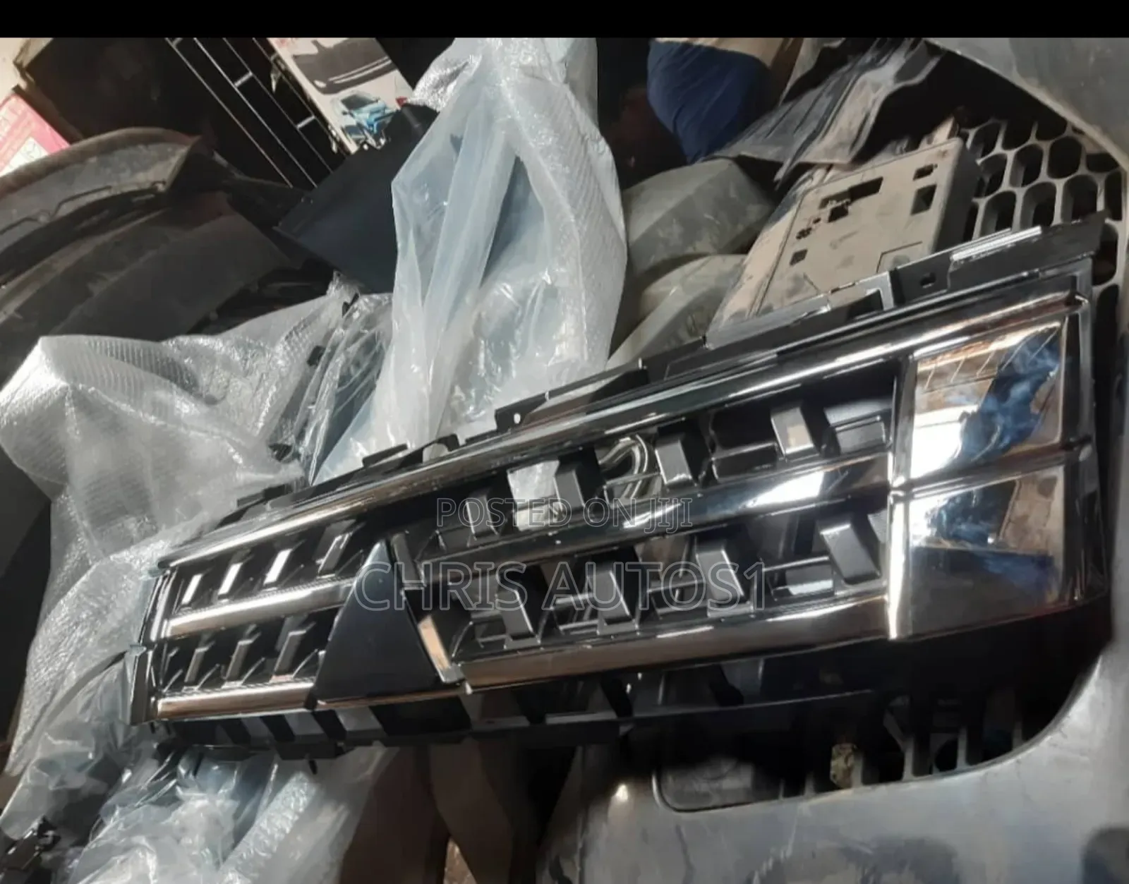 Front Grill Mitsubishi Pajero 2015