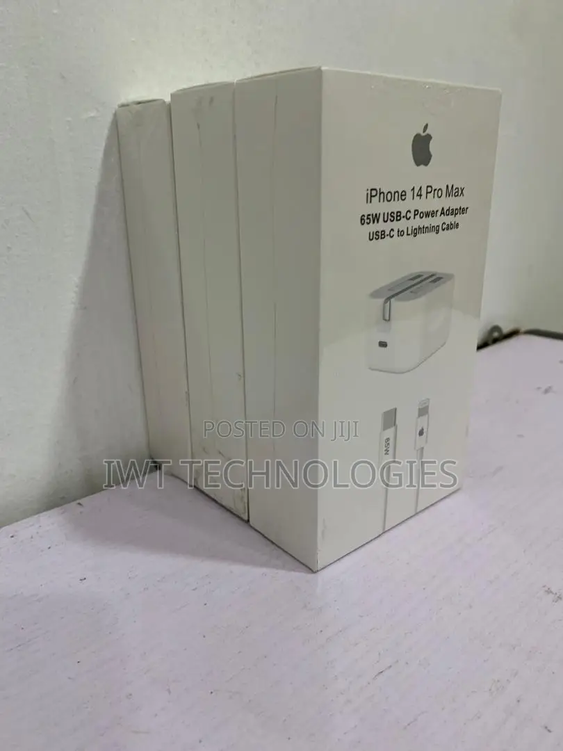iPhone 14 Pro Max Charger