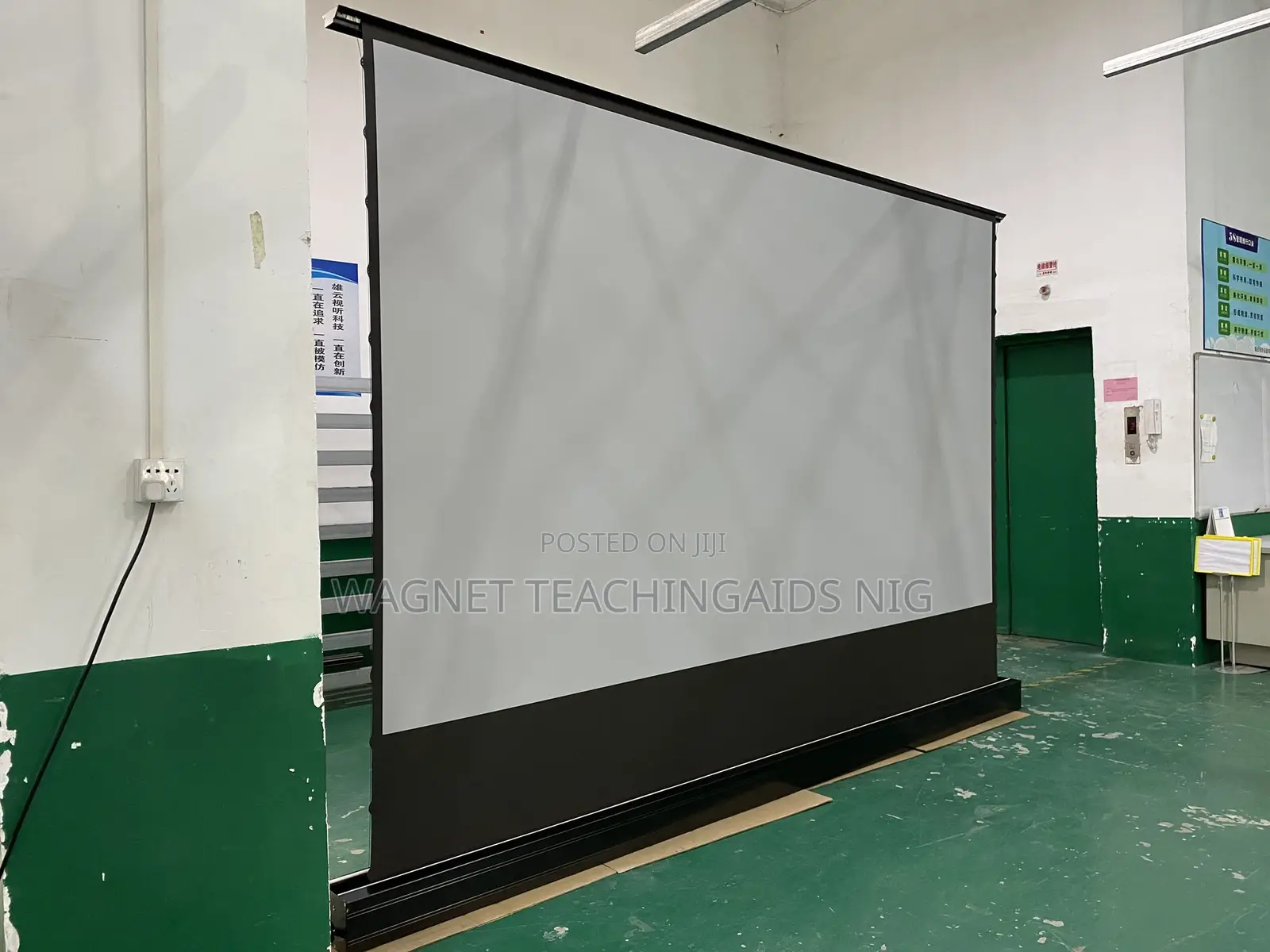 72 X 72 Inches Electric Screen