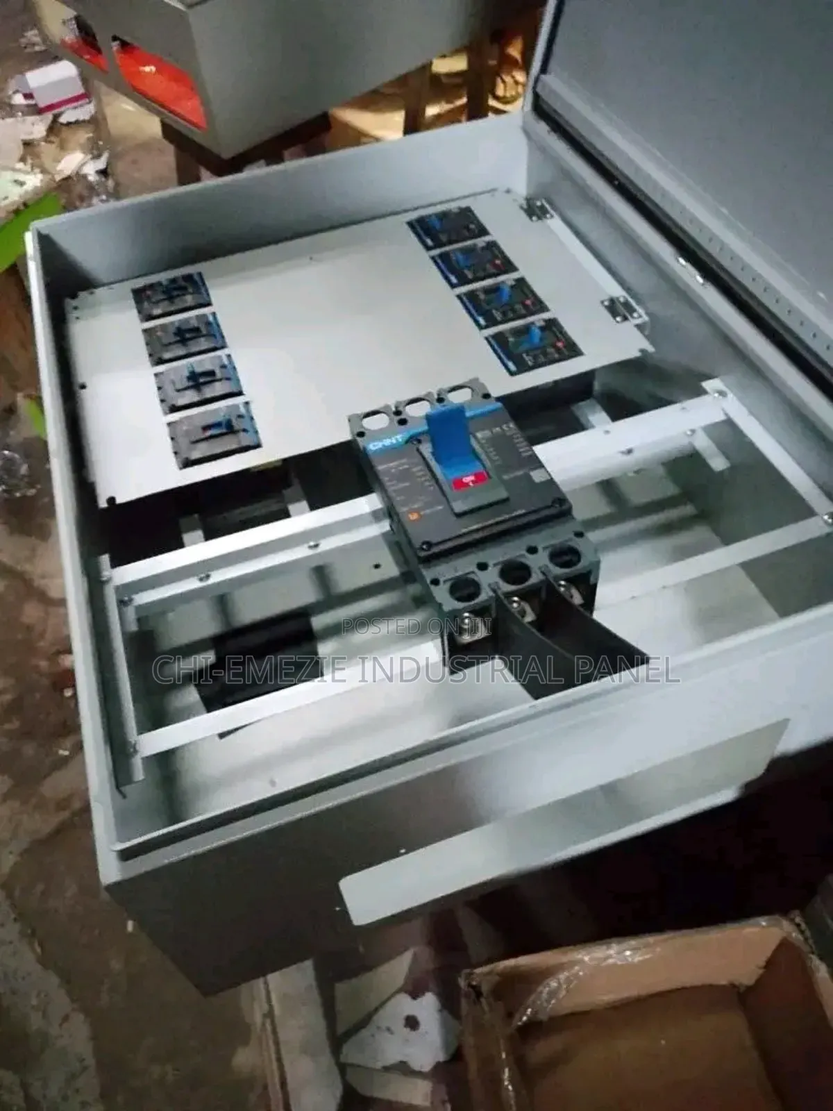 Distribution Panel