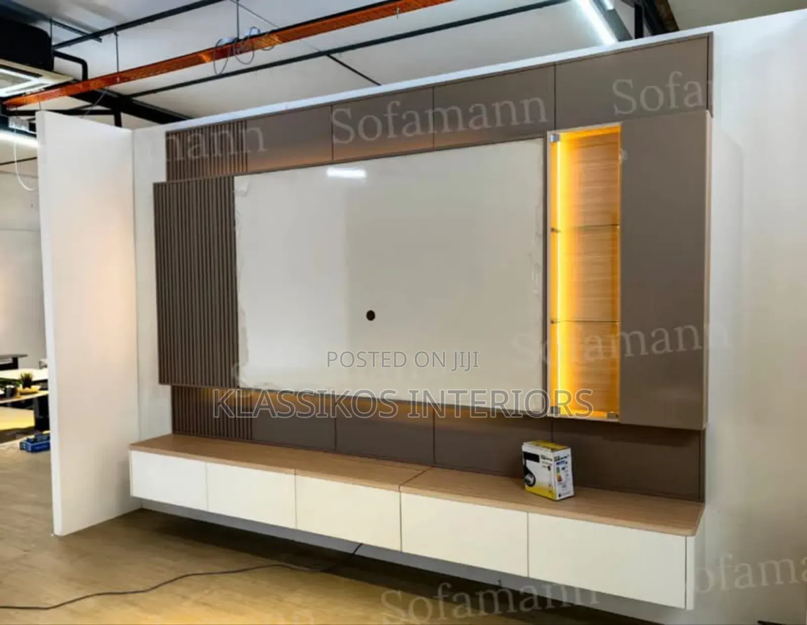 Luxury Tv Console With Warranty (20-We)