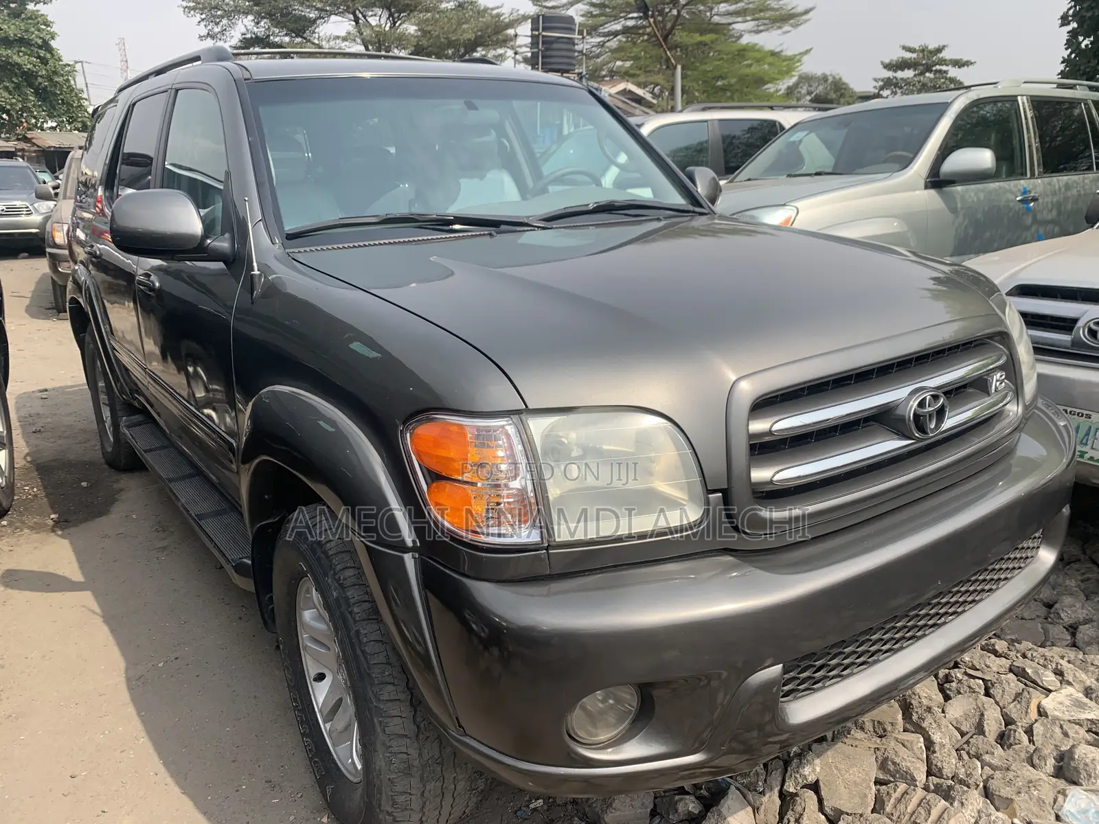 Toyota Sequoia 2003 Gray