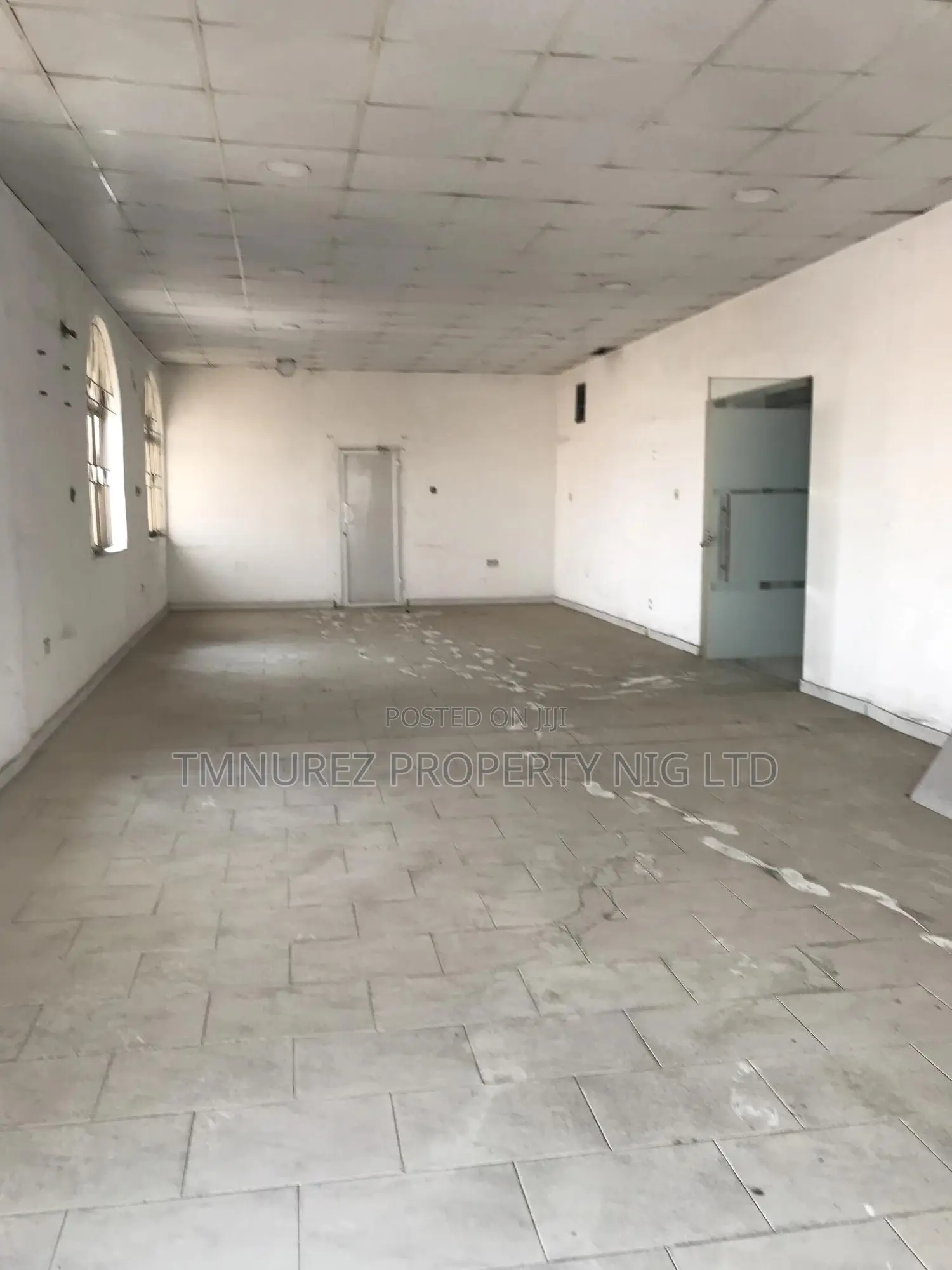 Open Space Show Room