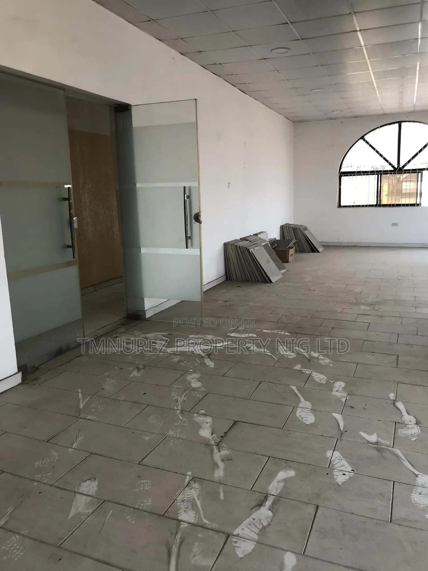 Open Space Show Room