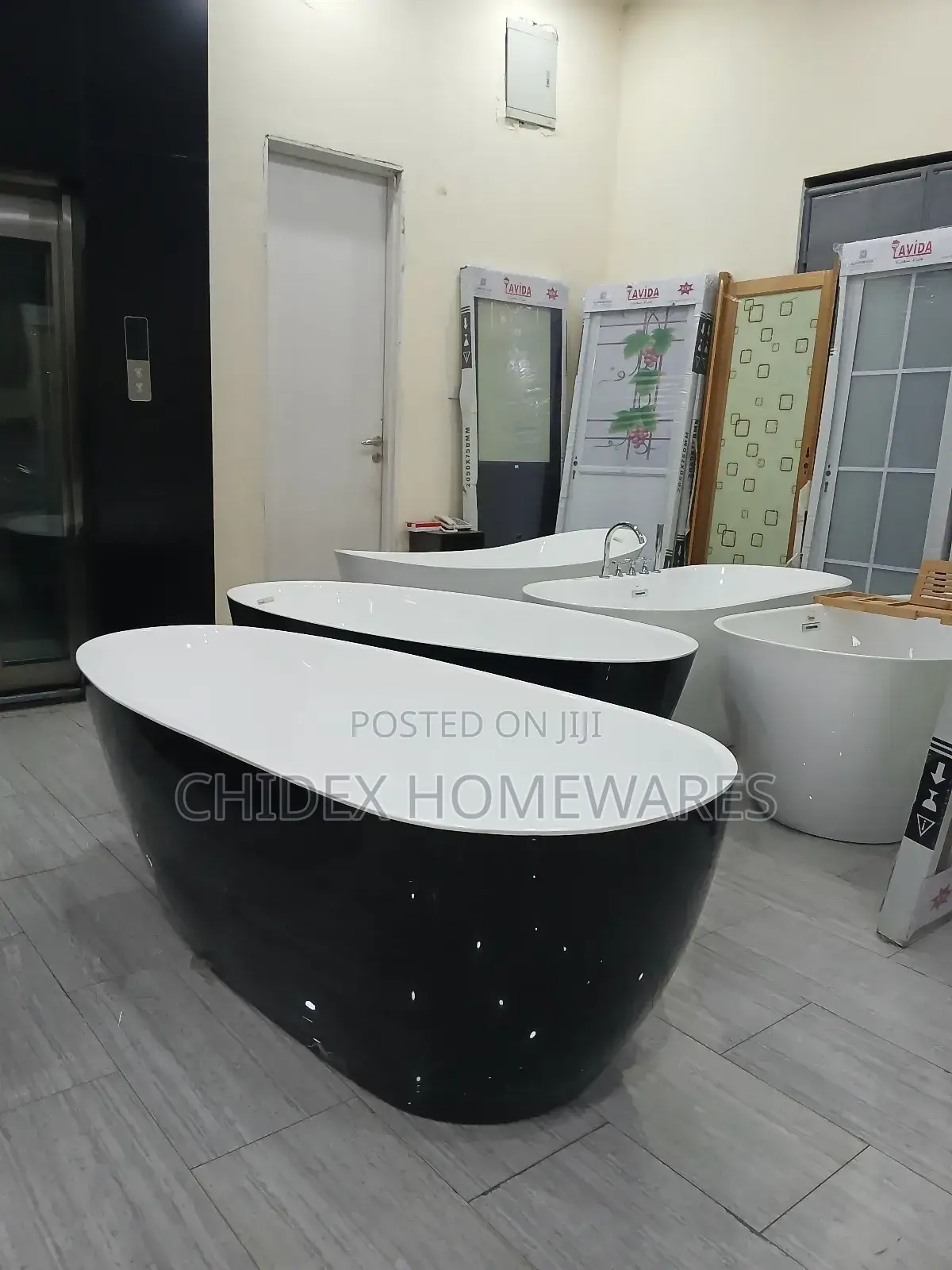 Jacuzzi Bathtub