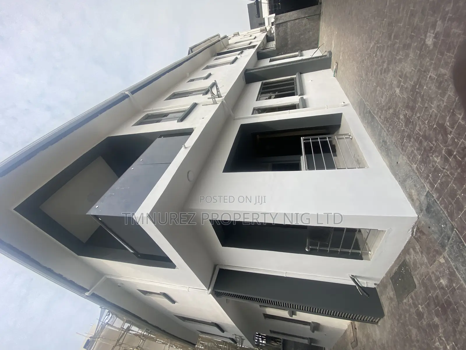 4bdrm Duplex in Lekki for rent