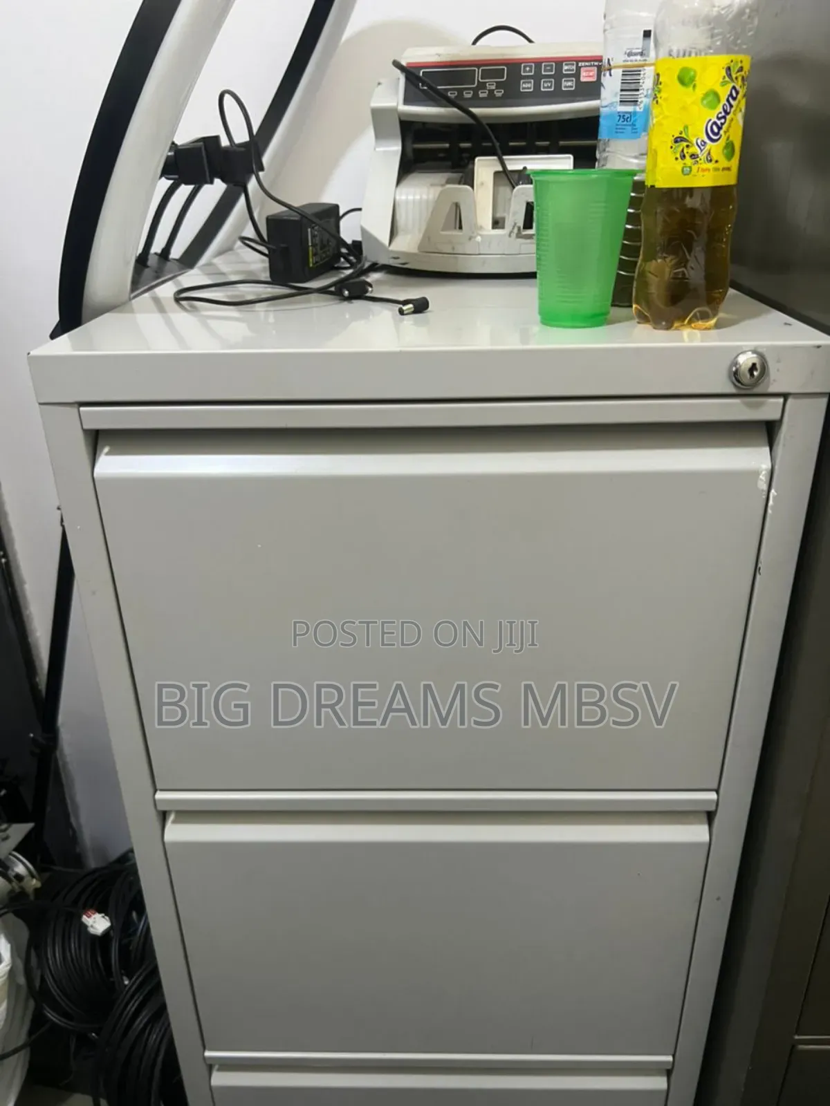 Repair Of Digital And Analogue Fireproof Safe
