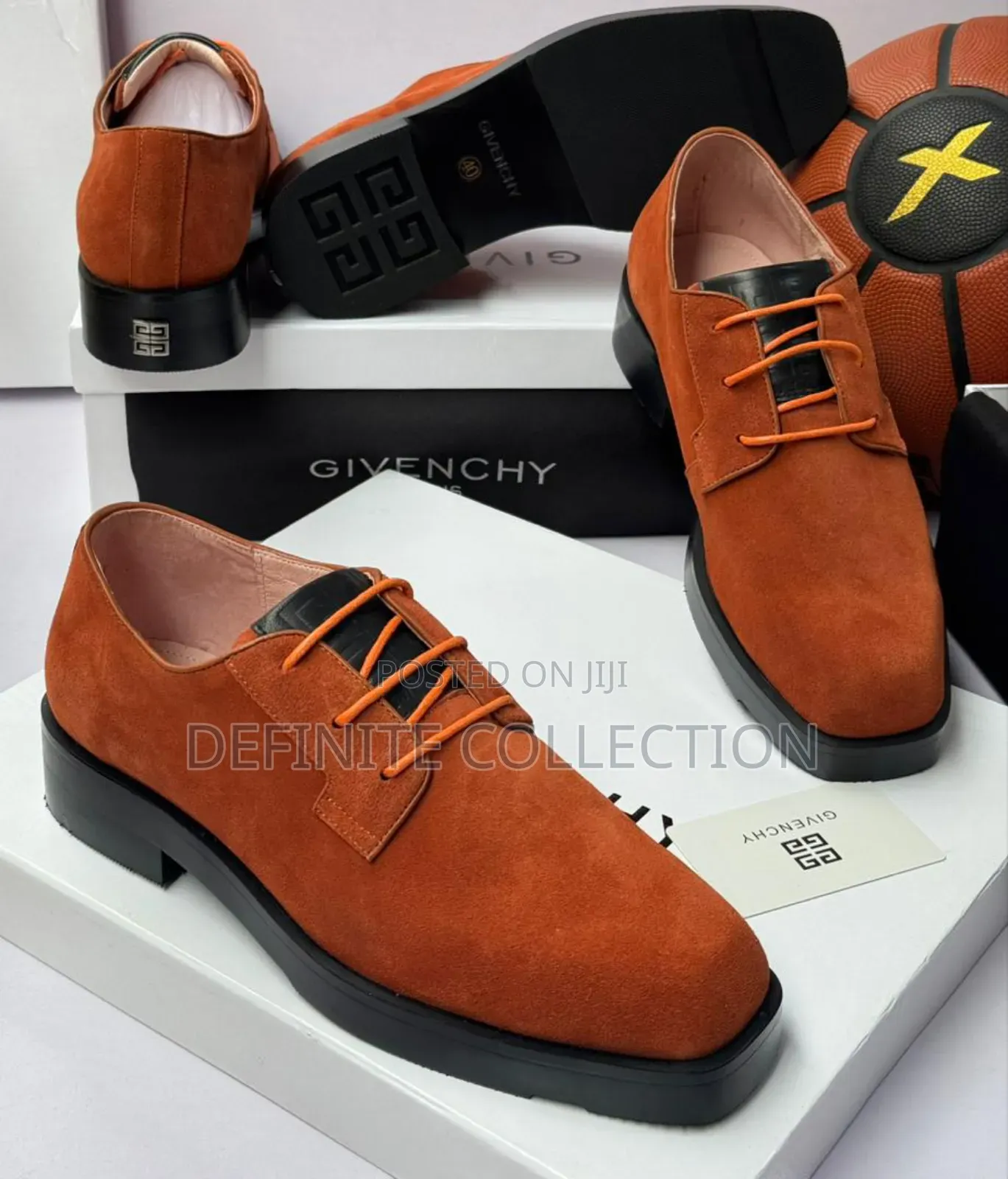 GIVENCHY COORPERATE Suede Shoe
