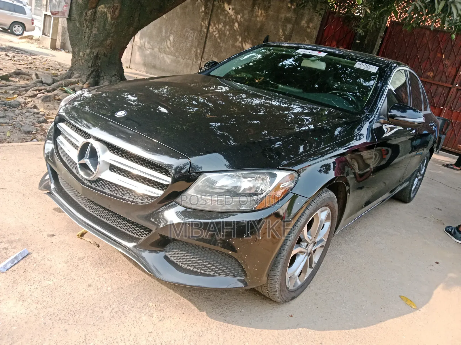 Mercedes-Benz C300 Luxury Sedan RWD (2.0L 4cyl 7A) 2016 Black