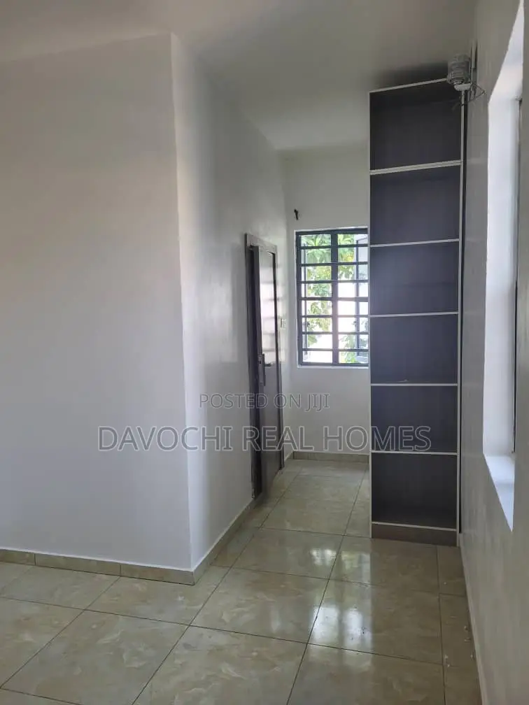 3bdrm Apartment in Chevron, Lekki for rent