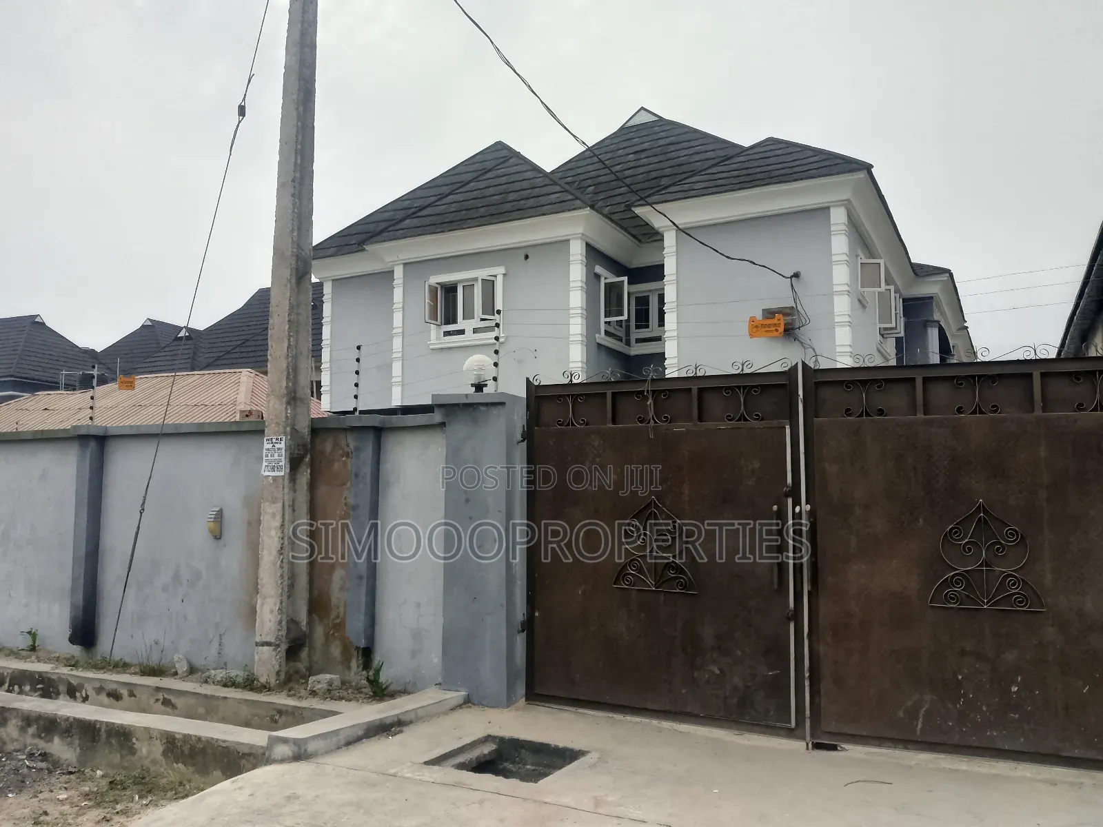 Furnished 3bdrm Block of Flats in Igando Oloja for sale