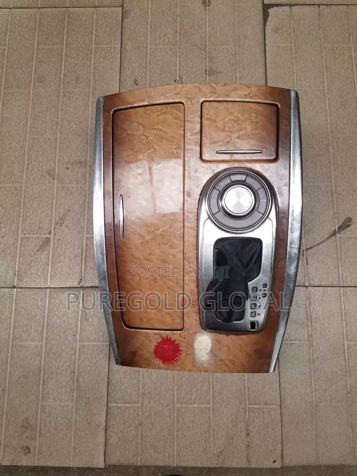Nissan Centre Console