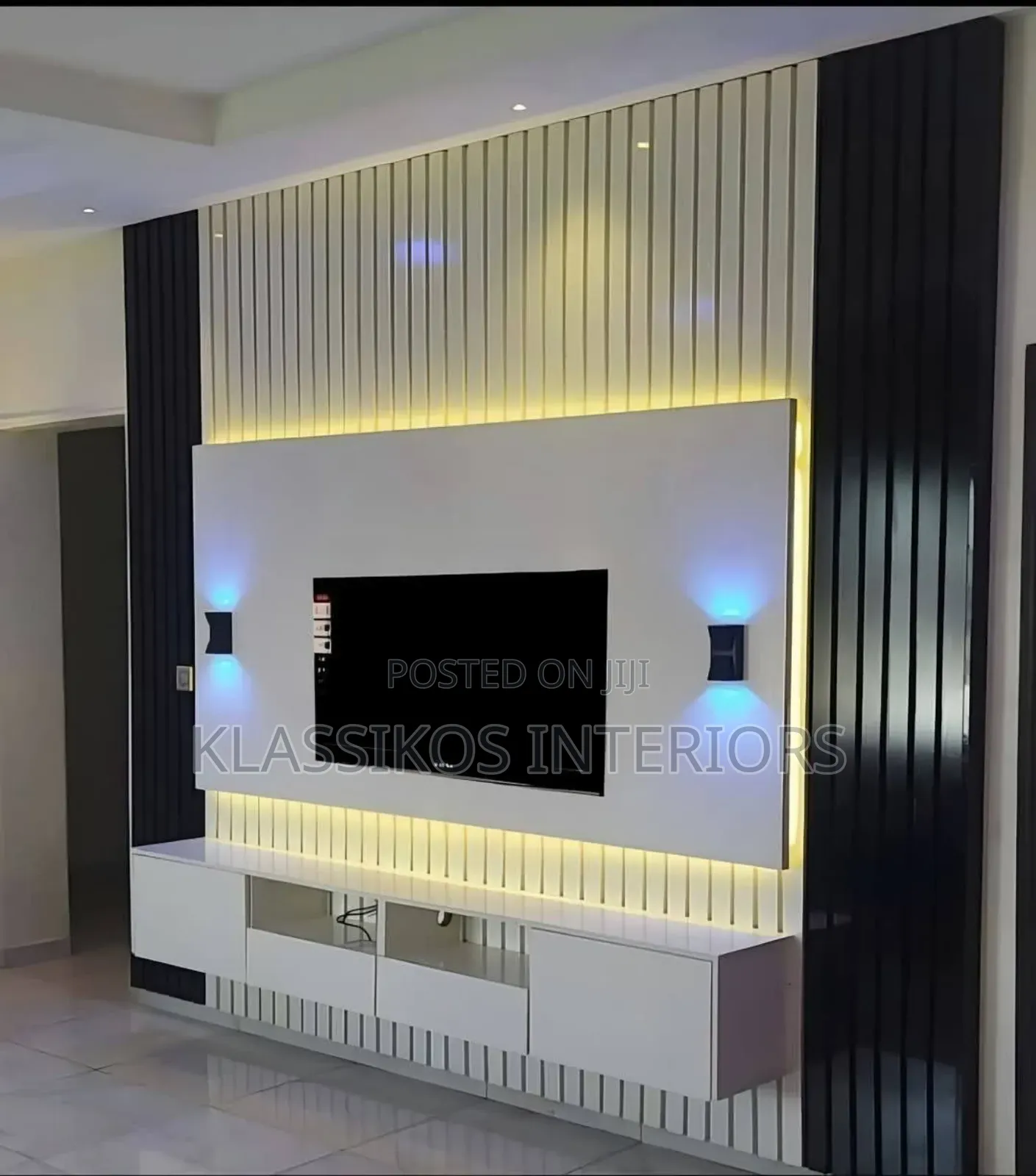 Glamorous Tv Console for Executive Interiors (T-34)