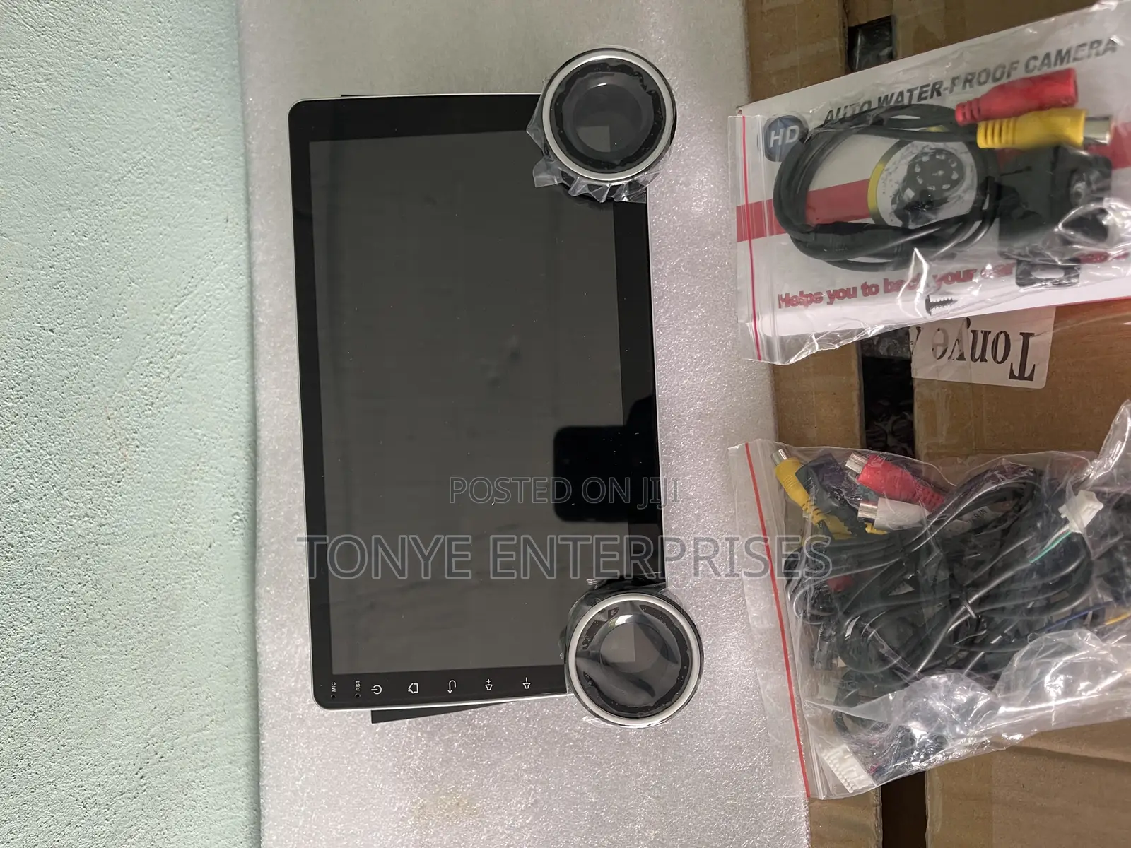 Toyota Solara Multimedia Player