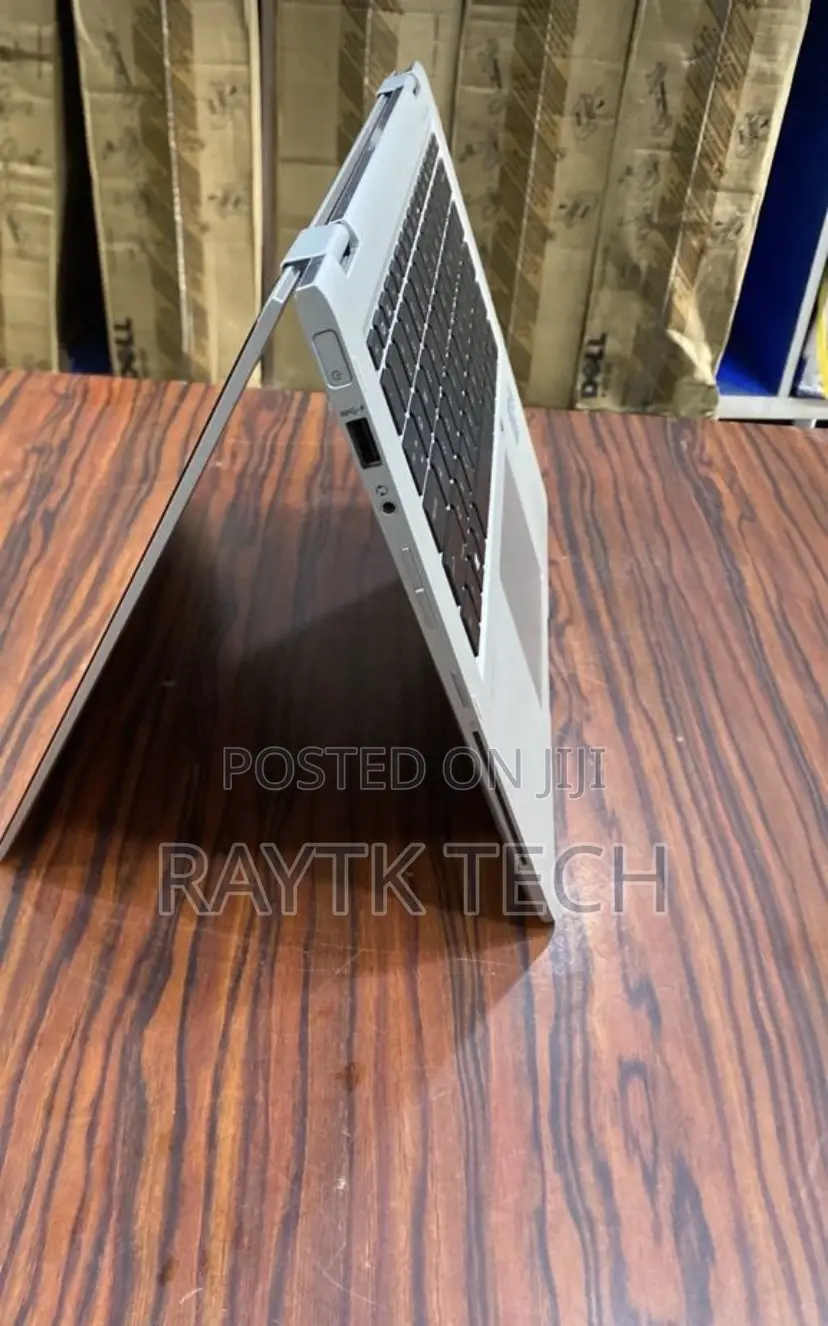 Laptop HP EliteBook 1030 8GB Intel Core i7 SSD 512GB