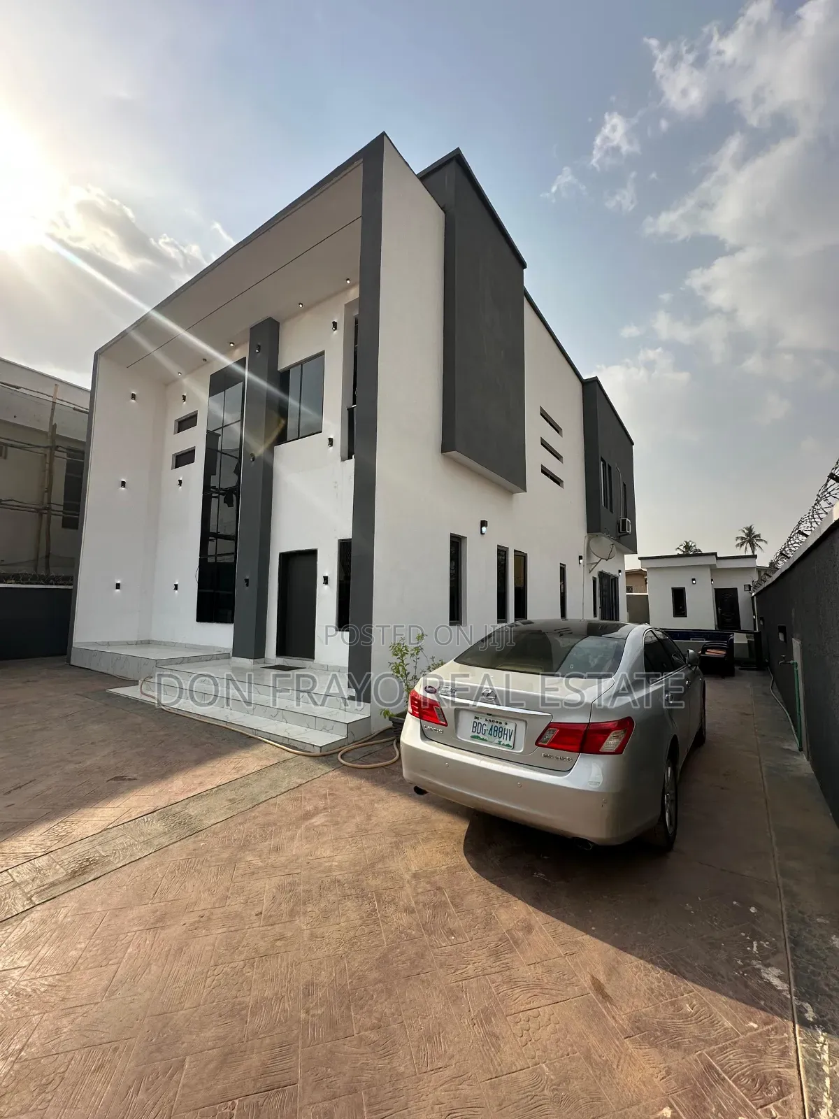 Furnished 4bdrm Duplex in Salami Estate, Bodija for sale