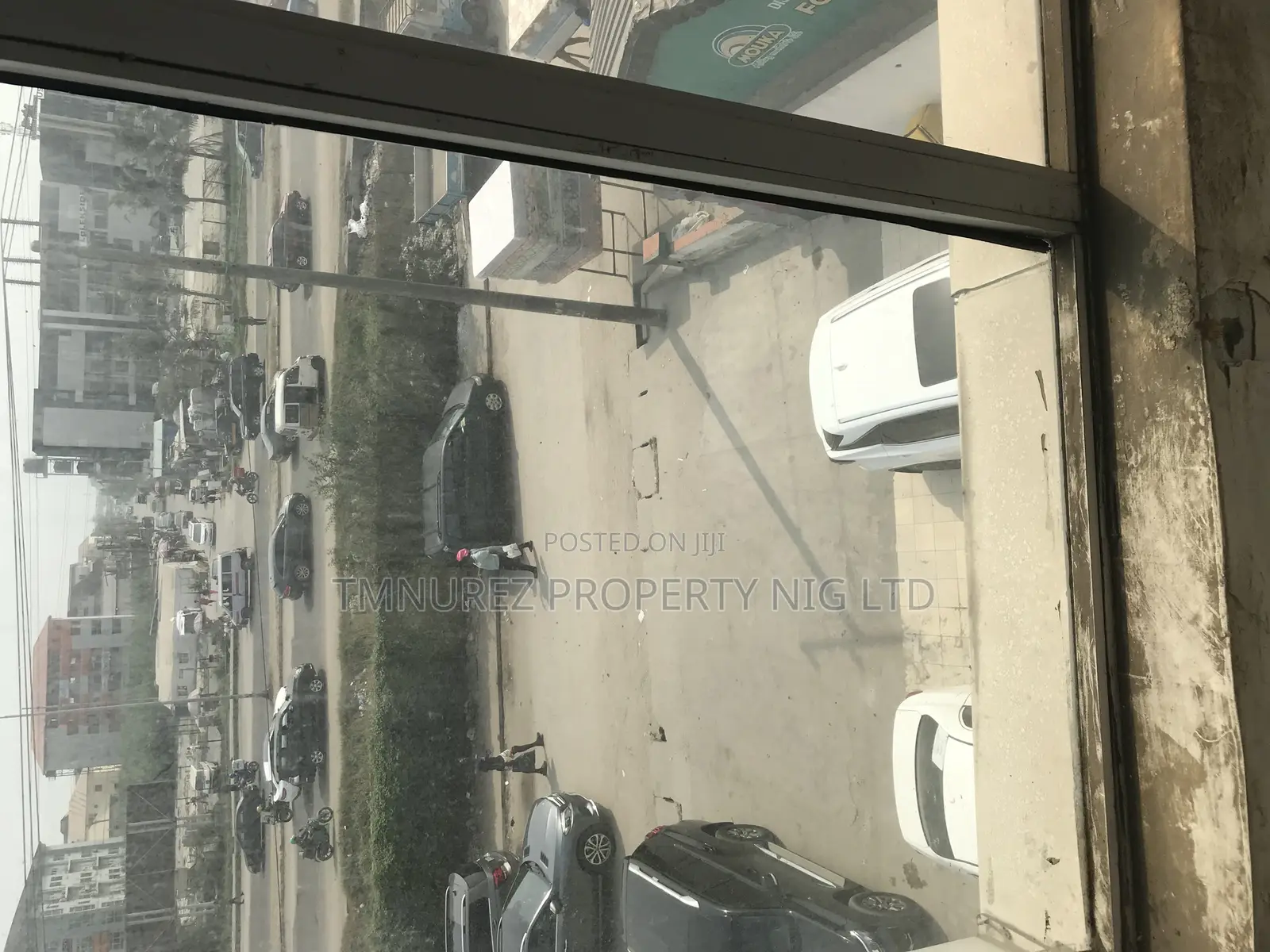 Showroom Shop Hall for Rent Facing Lekki Epe Igbo Efon