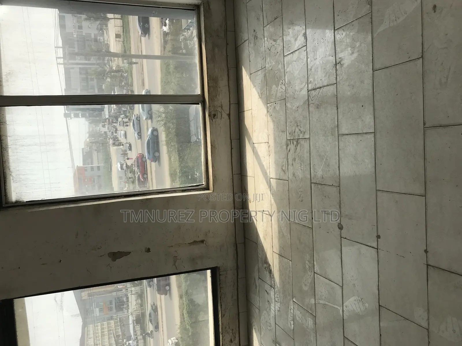 Showroom Shop Hall for Rent Facing Lekki Epe Igbo Efon