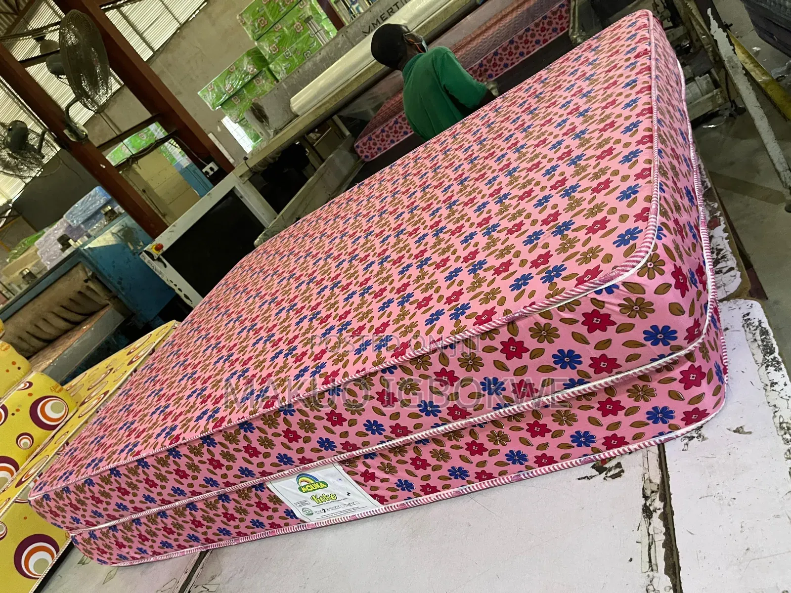 [Uy] Family Size Mouka Koko/Comfy 4.5 by 6 by 7(6)Inches Mattress