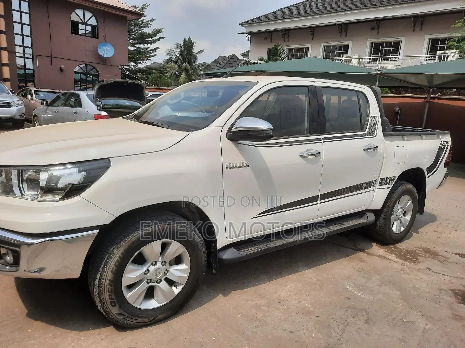 Toyota Hilux 2020 White