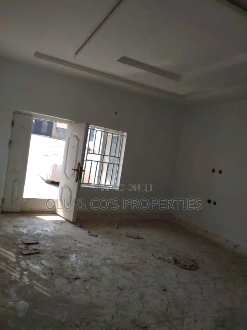 2bdrm Bungalow in Jedo District for rent