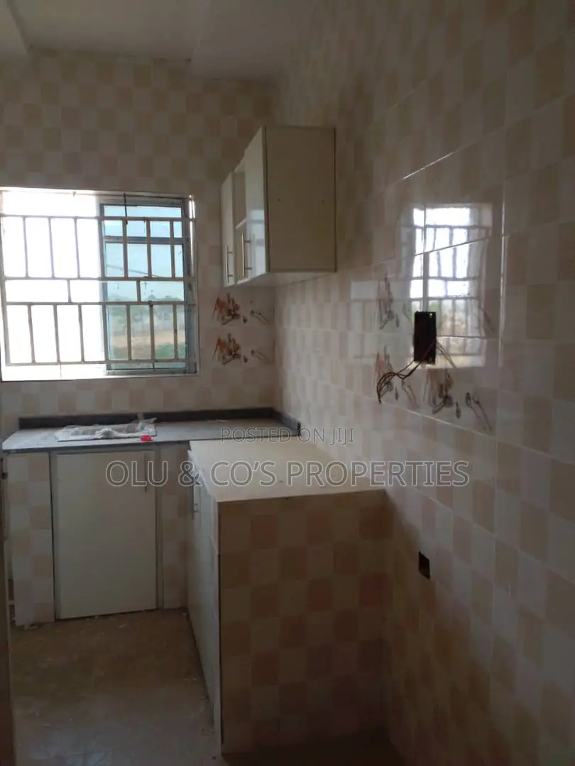 2bdrm Bungalow in Jedo District for rent