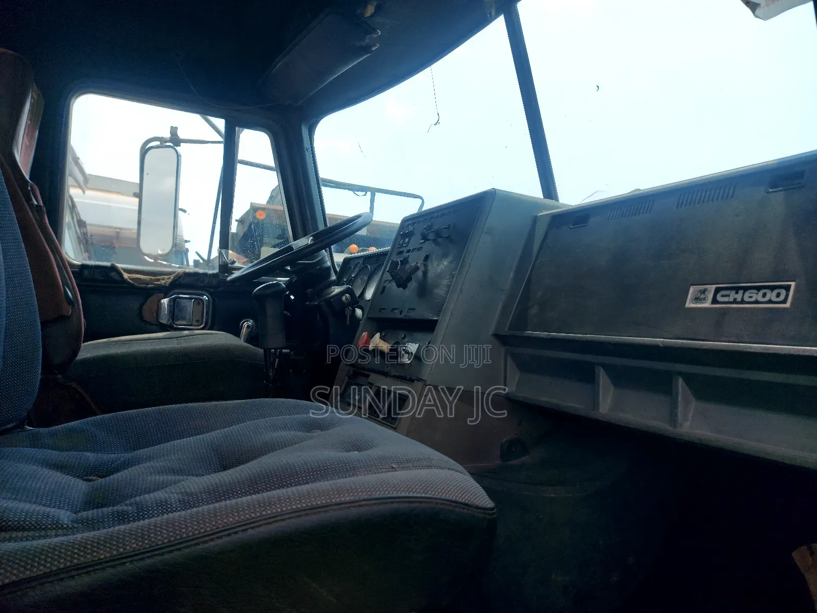 Manual Injector CH Mack Ten Tyres Head Truck Double Frame Ng