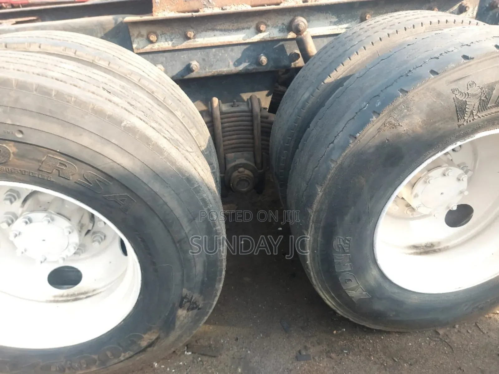 Superb Manual Injector CH Mack Ten Tyres Head Truck Spring