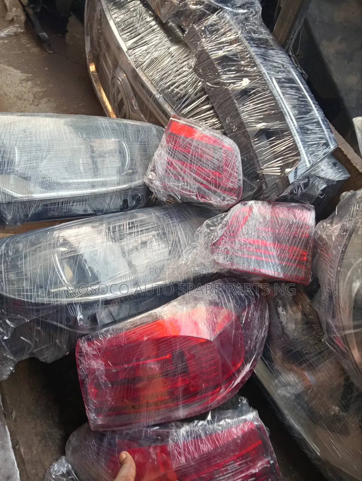 Set of Head Light Tiguan 2013
