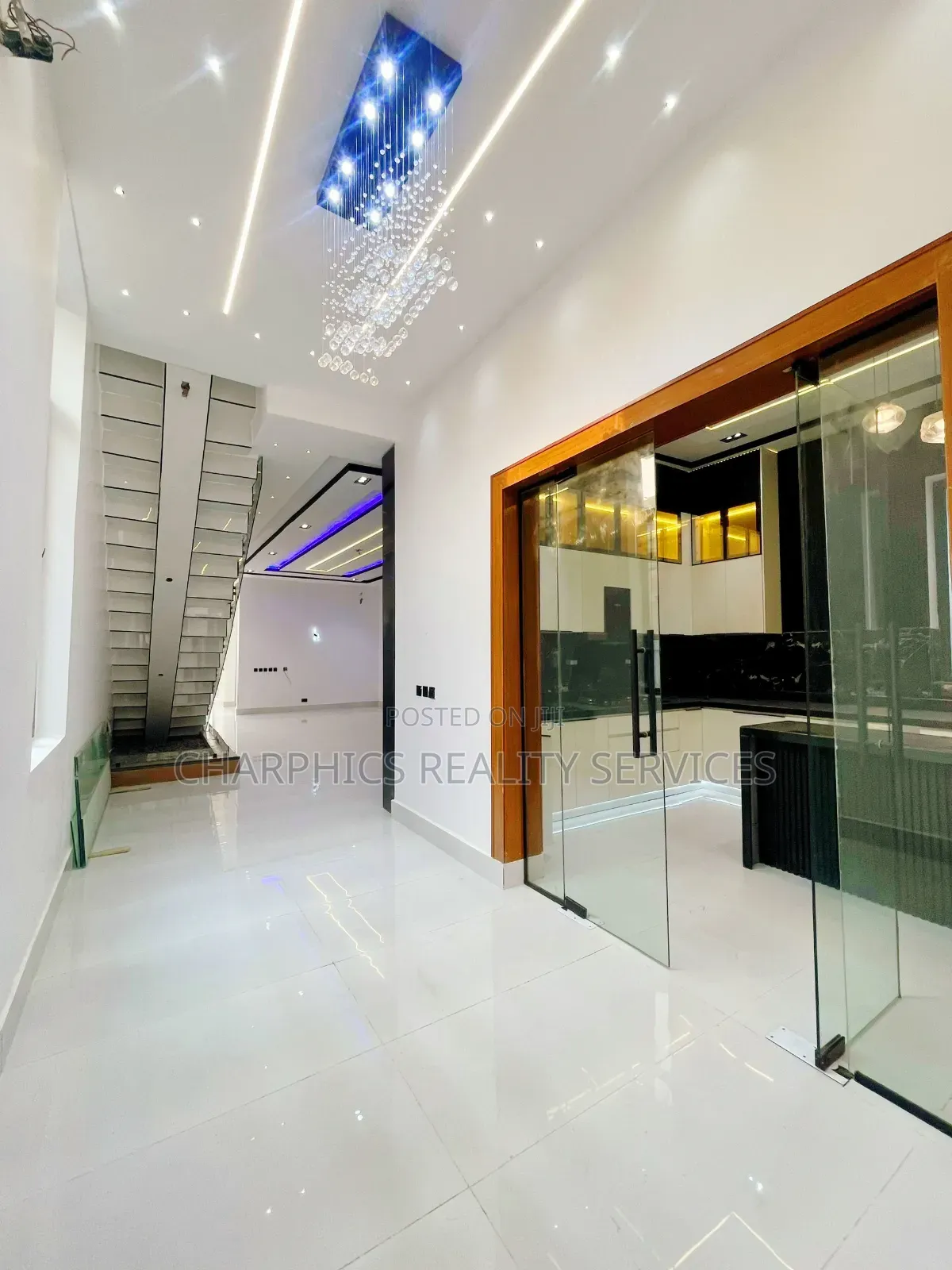 5bdrm Duplex in Ajah for sale
